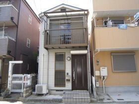 友田町貸家の外観