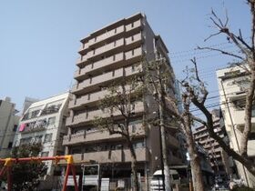 ライフ新神戸の外観