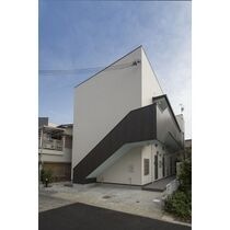 Y’s village馬場通の外観