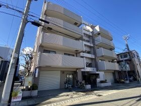 ローレル久保町の外観