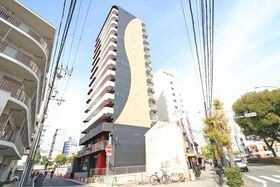 GENOVIA神戸新開地駅前の外観
