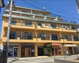 ラムール王塚台の外観