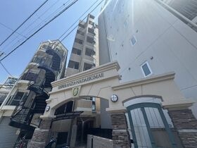 エスペランサ灘駅前の外観