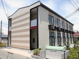 レオパレスルミエールの外観