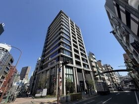 プラウド神戸トアロードの外観
