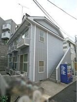 レオパレスこうべ山手の外観