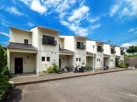 タウンハウス今寺1の外観