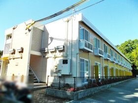 レオパレス三田ウチダ3号館の外観