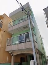 五色山ハイツの外観