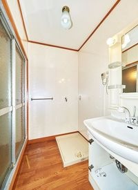 明るい洗面所です