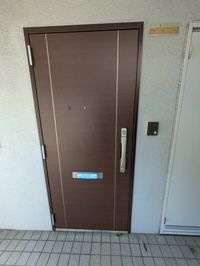 明るい玄関です