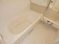 コンパクトで使いやすいお風呂です