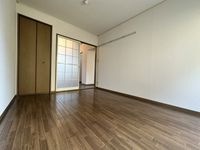洋室です ※同マンション別室画像です