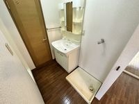 洗面所です ※同マンション別室画像です
