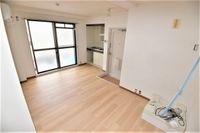 写真は同マンションの他のお部屋のものです