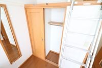 内装は落ち着いています