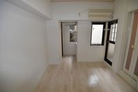写真は同マンションの別のお部屋のものです