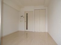 写真は同マンションの違うお部屋のものです