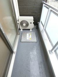 開放的で明るい空間を演出してくれるバルコニーです
