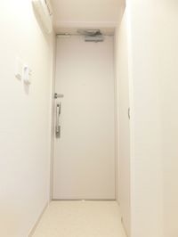 明るい玄関です