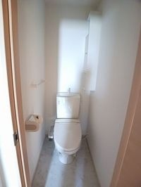 清潔感のあるトイレです