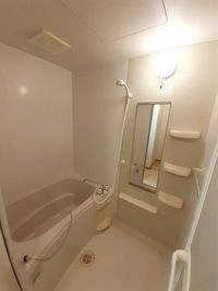 日々の疲れを癒すお風呂付です