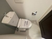 清潔感のあるトイレです