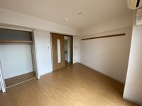写真は同マンションの他のお部屋のものです