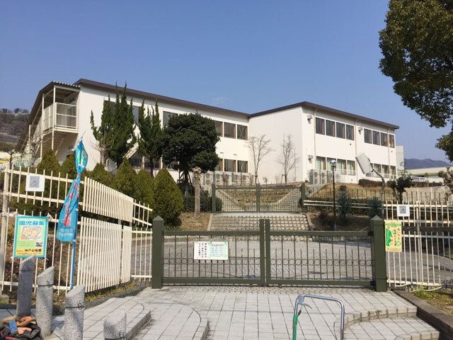 神戸市立こうべ小学校
