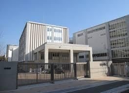 神戸市立湊翔楠中学校