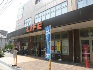 写真：ライフ 神戸駅前店