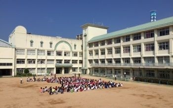 神戸市立稗田小学校