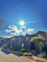 GARDEN 泉の外観