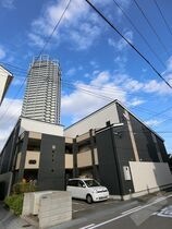 モンサント旭町の外観