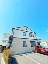 ウイング　ハイツの外観