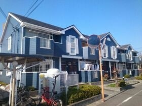 クローバーハウスの外観