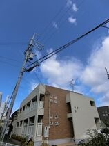 シャロルⅡの外観