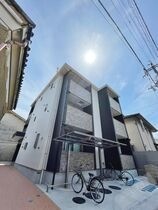 セジュール本町の外観