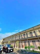 メナメゾン日根野の外観