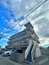 バリュー藪の外観