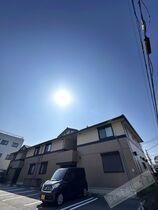 フォレスタ小津の外観
