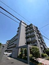 カルム長堀の外観