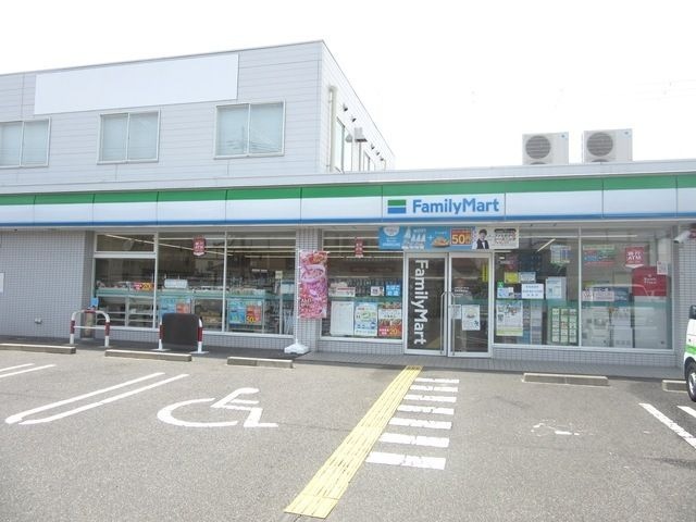 ファミリーマート岸和田藤井店
