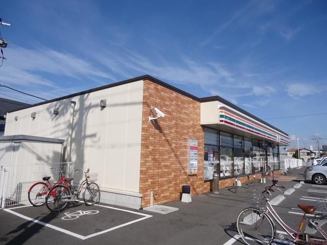 セブンイレブン貝塚半田店