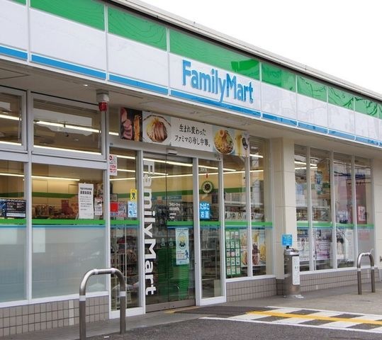 写真：ファミリーマート和泉芦部町店