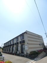 レオパレス紀ノ川の外観