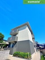 カルム中之島の外観
