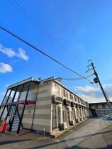 レオパレスガーデン 岩出の外観