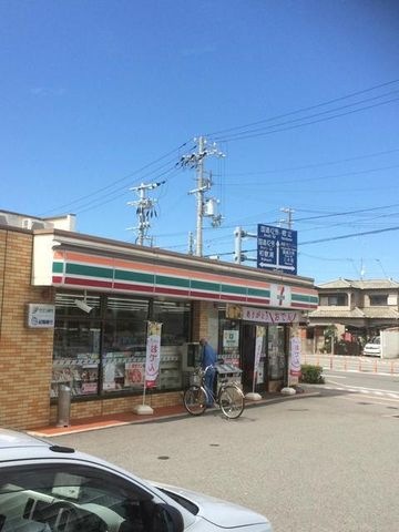セブンイレブン和歌山小雑賀1丁目店