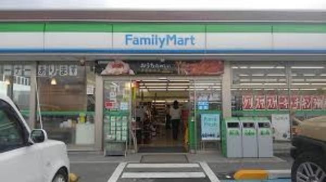 ファミリーマート和歌山直川店